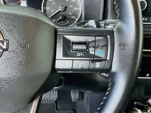 Used 2025 Nissan Rogue SV FWD image 24