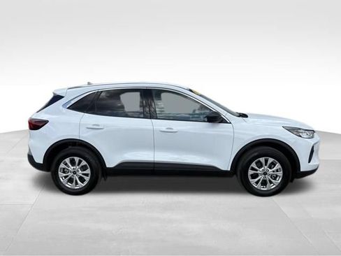 Used 2024 Ford Escape Active AWD/4WD image 9