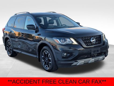 Used 2020 Nissan Pathfinder SL image 4
