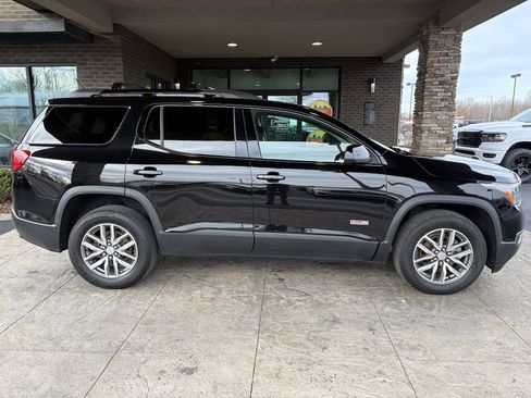 Used 2017 GMC Acadia SLE w/ Driver Alert Package I image 5