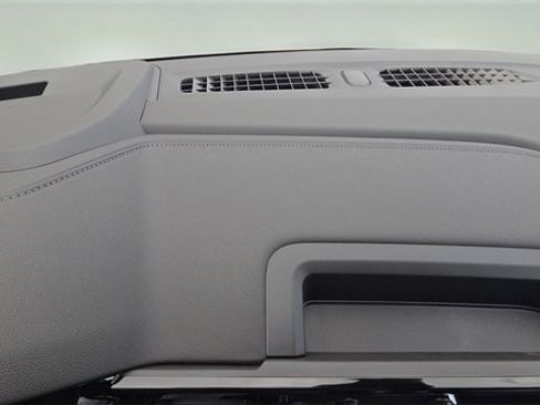 New 2026 GMC Sierra 2500 SLT image 9