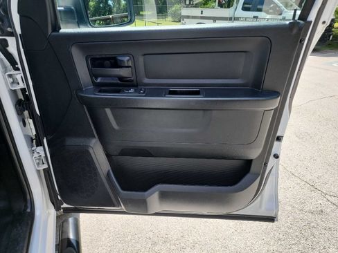Used 2018 RAM 1500 Tradesman w/ Popular Equipment Group RWD image 33