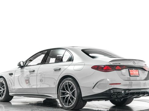 Used 2026 Mercedes-Benz E 53 AMG e 4MATIC Sedan image 39