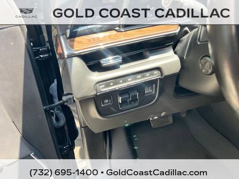 Used 2023 Cadillac Escalade ESV Sport Platinum w/ LPO, ONYX Package AWD/4WD image 24