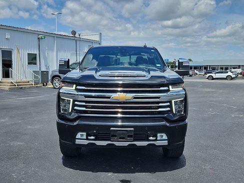 Used 2021 Chevrolet Silverado 2500 High Country w/ Z71 Off-Road Package AWD/4WD image 9
