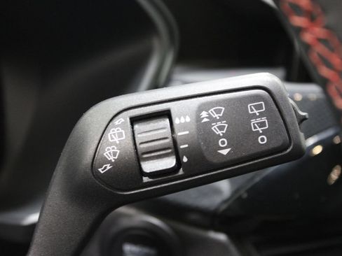 Used 2025 Ford Escape ST-Line FWD image 22