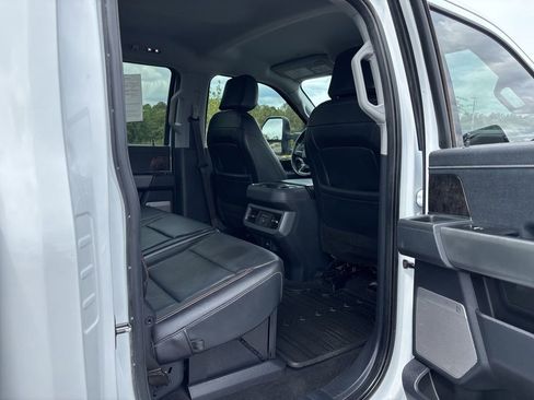 Used 2024 Ford F250 Lariat w/ FX4 Off-Road Package AWD/4WD image 55