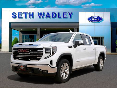 Used 2024 GMC Sierra 1500 SLT w/ SLT Convenience Package AWD/4WD image 5