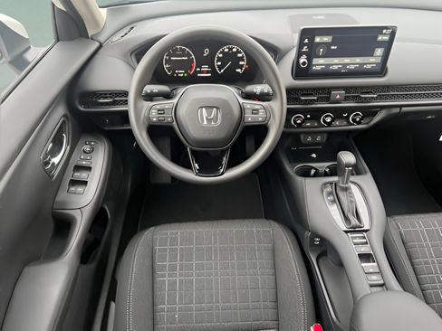 New 2026 Honda HR-V LX image 28
