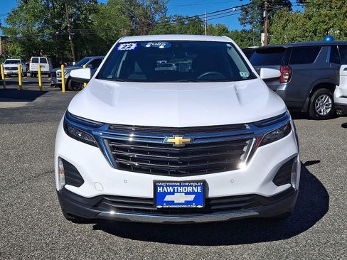 Certified 2022 Chevrolet Equinox LT image 2