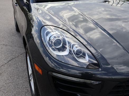 Used 2018 Porsche Macan S image 14