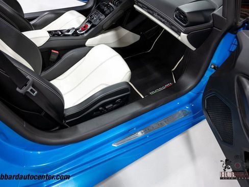 Used 2016 Lamborghini Huracan LP 610-4 image 28