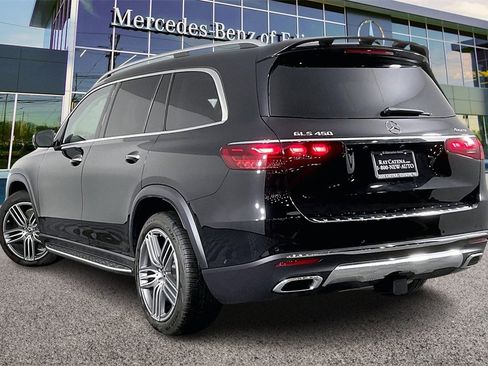 New 2026 Mercedes-Benz GLS 450 4MATIC image 3