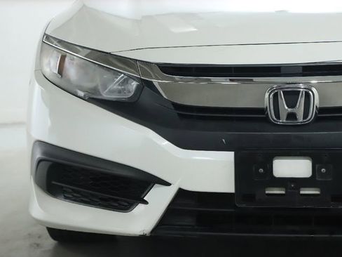 Used 2017 Honda Civic EX image 7