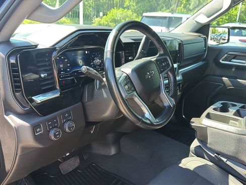 Used 2023 Chevrolet Silverado 1500 RST w/ Z71 Off-Road Package AWD/4WD image 14