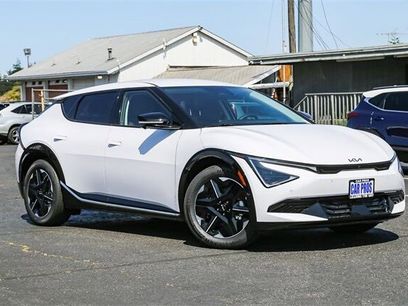 New 2025 Kia EV6 Wind