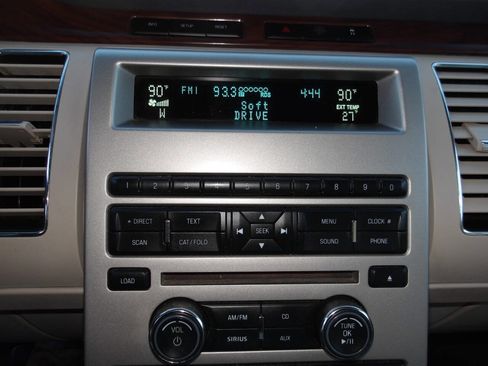 Used 2009 Ford Flex SEL image 12