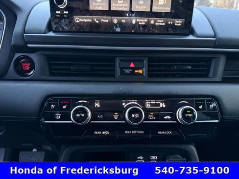 Certified 2025 Honda Pilot Elite image 30