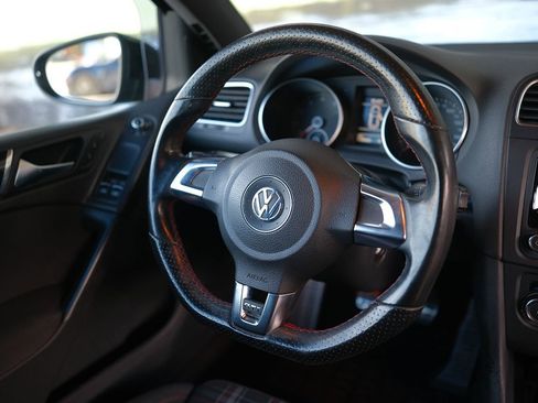 Used 2012 Volkswagen GTI 2-Door FWD image 43