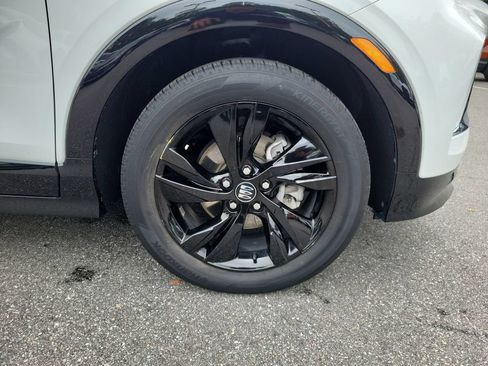 Used 2024 Buick Encore GX Sport Touring FWD image 6
