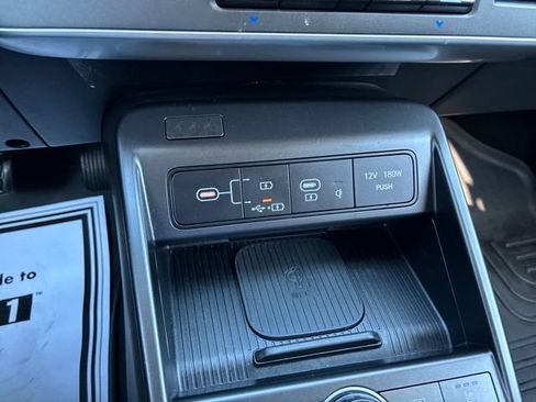 Used 2025 Hyundai Kona SEL AWD/4WD image 33