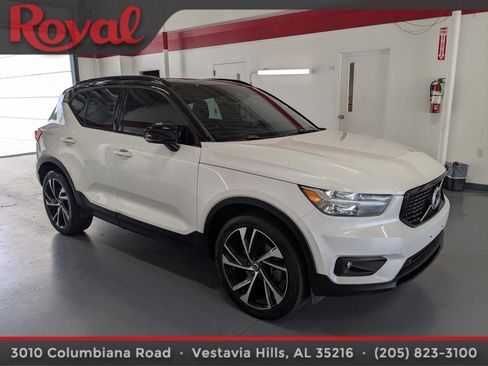 Used 2021 Volvo XC40 T5 R-Design w/ Climate Package AWD/4WD image 5