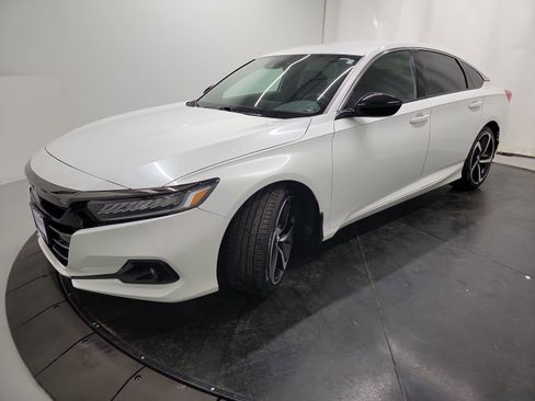 Certified 2022 Honda Accord Sport image 3