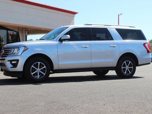 Used 2019 Ford Expedition Max XLT w/ Equipment Group 201A AWD/4WD image 6