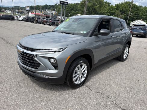 New 2026 Chevrolet TrailBlazer LS w/ LS Convenience Package AWD/4WD image 9