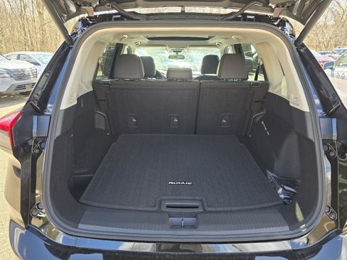 New 2026 Nissan Rogue Dark Armor AWD/4WD image 10