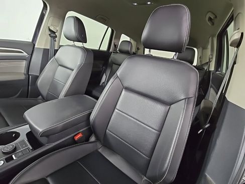 Used 2022 Volkswagen Atlas SE image 14