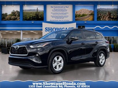 Used 2023 Toyota Highlander LE