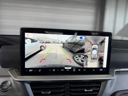 Used 2025 Ford Explorer ST image 37