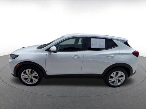 Used 2025 Buick Encore GX Preferred FWD image 11