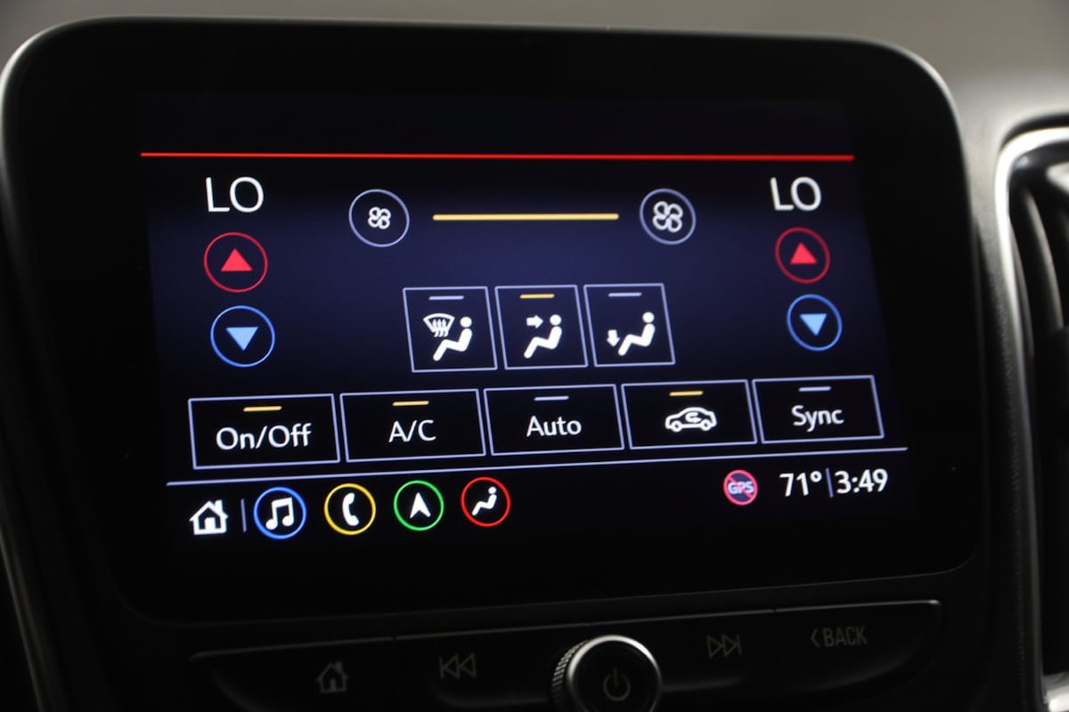 Used 2020 Chevrolet Malibu Premier FWD image 27