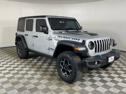 Used 2022 Jeep Wrangler Unlimited Rubicon 4xe w/ Cold Weather Group AWD/4WD image 27