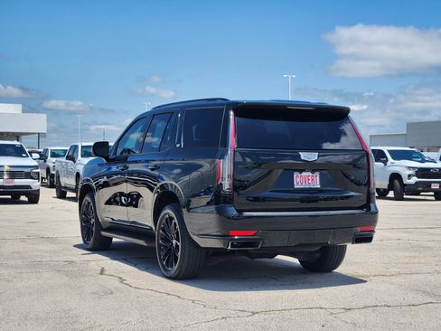 Used 2023 Cadillac Escalade Sport w/ LPO, ONYX Package RWD image 5