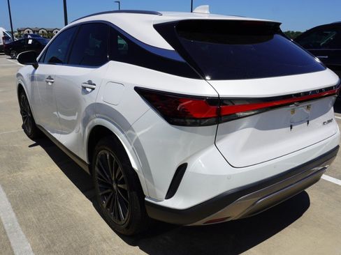 Used 2024 Lexus RX 350 Premium w/ Accessory Package (Z1) FWD image 8