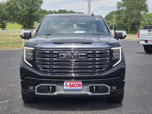Used 2023 GMC Sierra 1500 Denali Ultimate AWD/4WD image 2