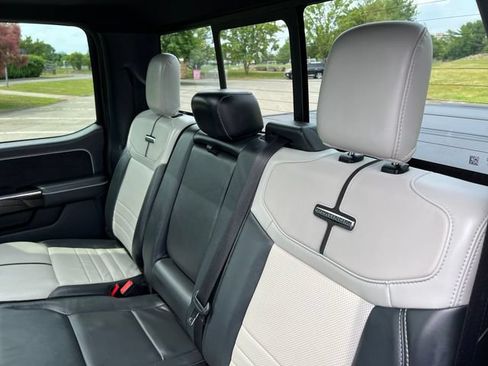 Used 2023 Ford F150 Lightning Platinum AWD/4WD image 24