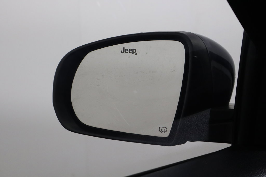 Used 2019 Jeep Compass Limited AWD/4WD image 39
