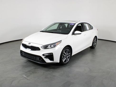 Used 2019 Kia Forte S w/ S Premium Package image 2
