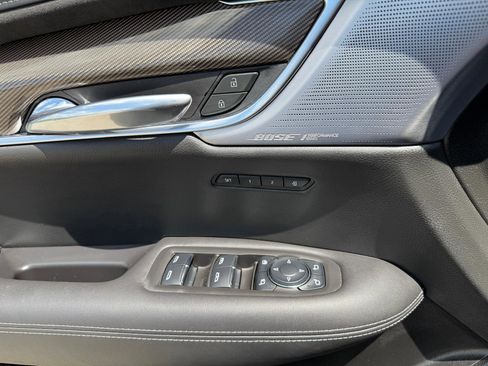 Used 2025 Cadillac XT6 Premium Luxury w/ Platinum Package image 29