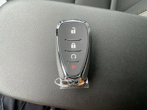 Used 2025 Chevrolet Trax ACTIV w/ Driver Confidence Package image 29