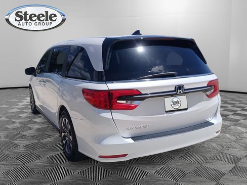 Used 2023 Honda Odyssey EX-L image 2