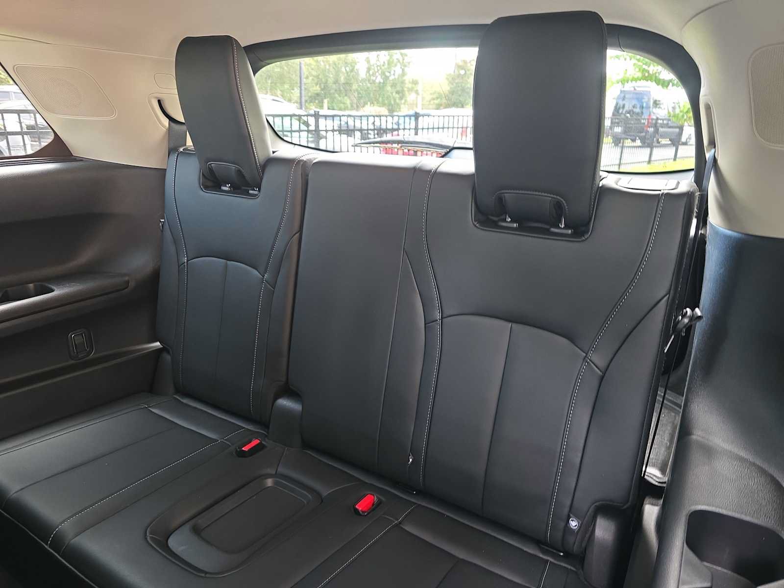Used 2023 INFINITI QX60 Luxe w/ Cargo Package AWD/4WD image 10