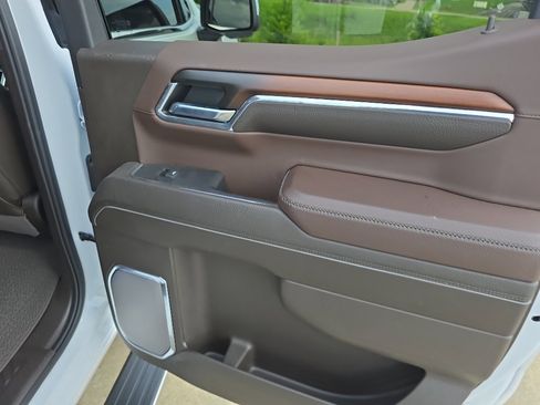 Used 2024 GMC Sierra 1500 Denali w/ Denali Reserve Package AWD/4WD image 17