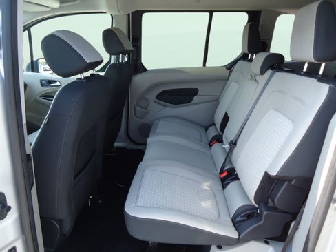 Used 2022 Ford Transit Connect XLT FWD image 26