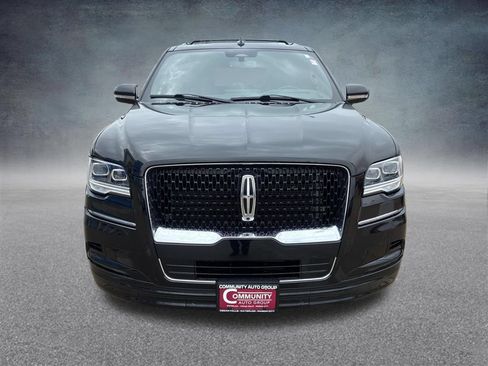 Used 2022 Lincoln Navigator Reserve AWD/4WD image 8