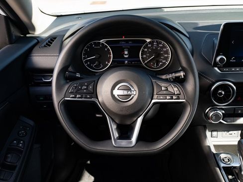 New 2025 Nissan Sentra SV image 11